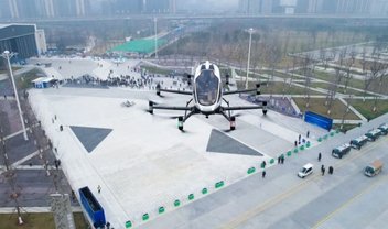 'Carro voador' elétrico realiza o primeiro voo experimental no Brasil