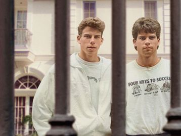 Irmãos Menendez prometem contar 'toda a verdade' em novo documentário da Netflix