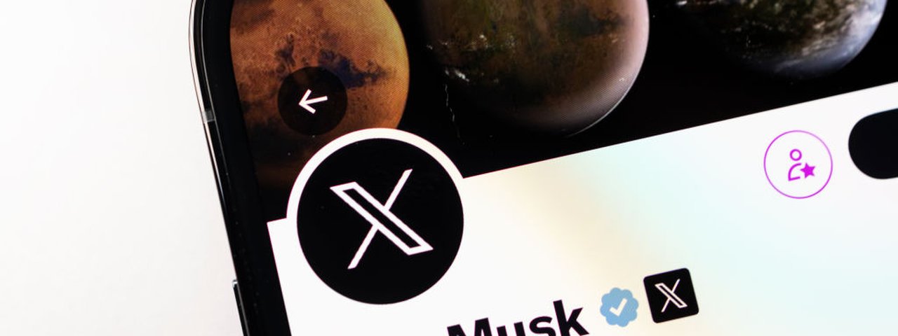 Elon Musk cede, entrega documentos a Alexandre de Moraes e pede desbloqueio do X