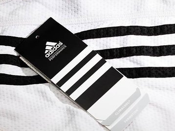 Outlet Adidas na Netshoes: tênis, vestuário e mais com até 51% OFF; confira