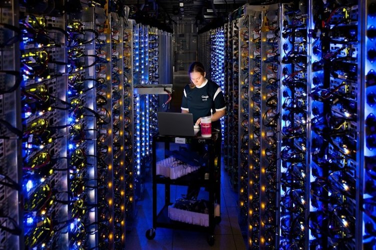 Os data centers que lidam com IA são mais custosos em termos de consumo de energia. (Imagem: Google/Divulgação)