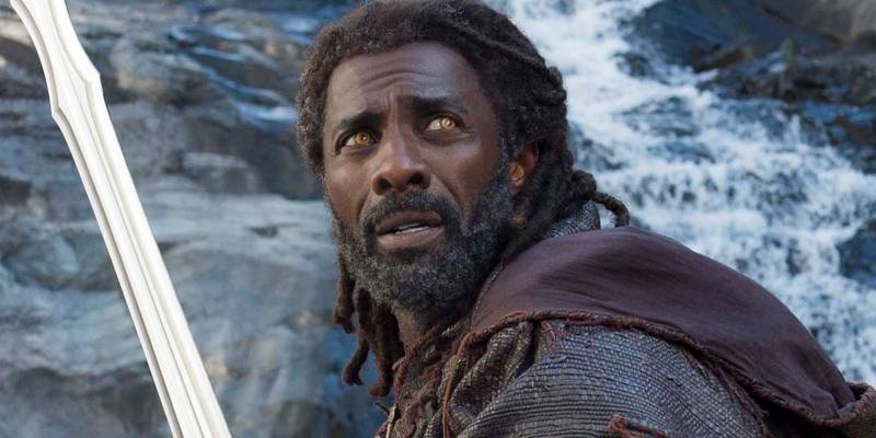 Idris Elba já transitou entre vários filmes da Marvel e da DC