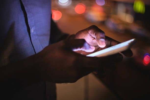 O levantamento mostra grande presença de brasileiros nos grupos de pedófilos do Telegram. (Imagem: Getty Images)