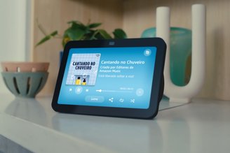 The new Echo Show 8 features Spatial Audio technology to deliver quality sound in any environment.