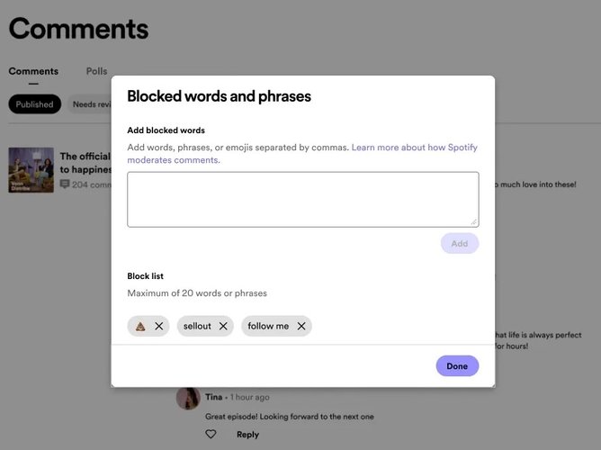 O podcaster pode adicionar palavras, frases ou emojis proibidos nos comentários.