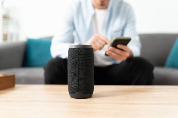 A conexão bluetooth ativa também pode impedir que o seu celular reproduza sons pelos seus alto-falantes.