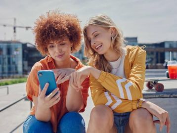 Instagram corrige falha que faz conteúdo sumir logo quando você abre o app
