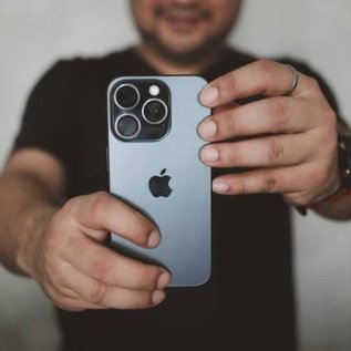 Imagem de Celular que parece o iPhone: 10 smartphones com designs parecidos