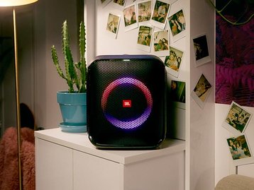 JBL Boombox 3, Partybox e mais caixas de som da marca em oferta na Black Friday do Mercado Livre