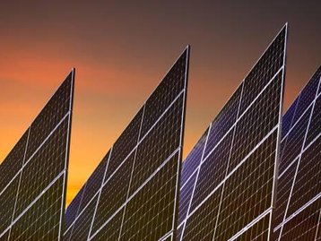 Governo aumenta para 25% imposto sobre painéis solares, e entidades criticam