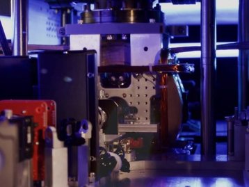 Microsoft usa átomos neutros para avançar na computação quântica; entenda o que significa
