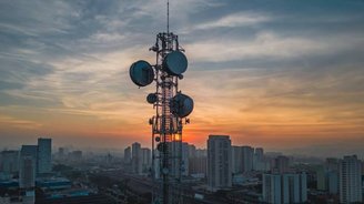 The problem may be that your mobile operator's network is down.
