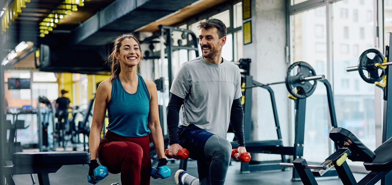 Treino em casal: conheça os benefícios