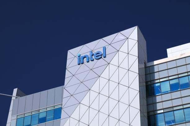 Demissões afetaram filiais da Intel em todo o mundo (Imagem: Intel)