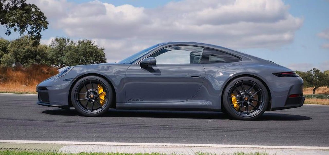 Porsche abre pré-venda do inédito 911 GTS com motor eletrificado; confira