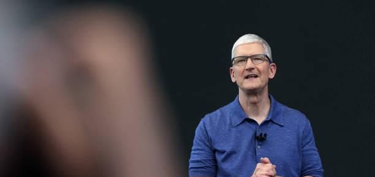 'É para entusiastas': Tim Cook justifica vendas baixas do Apple Vision Pro