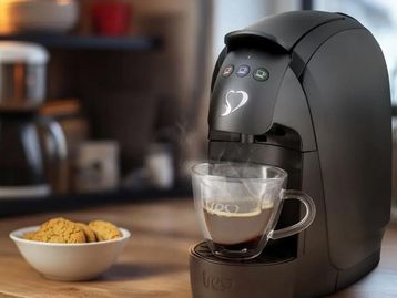 Cafeteiras para presentear: modelos tradicionais e expressos em oferta na Magazine Luiza