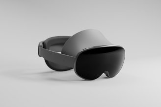 Samsung is developing the first device with Android XR. (Image: Samsung/Description)