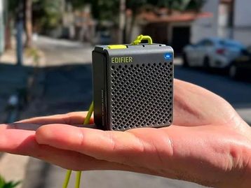 Mini caixa de som Edifier cabe da palma da mão; conheça o produto