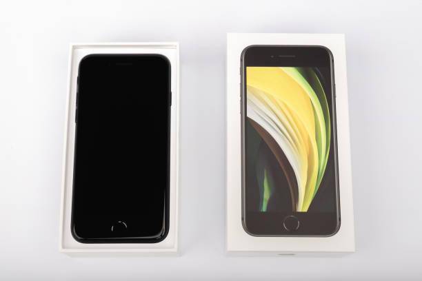 iPhone SE se prepara para a próxima geração. (Imagem: Getty Images/Reprodução)