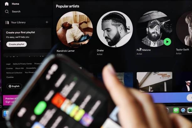 O Spotify se manteve como um dos apps de streaming mais relevantes do momento. (Fonte: GettyImages)