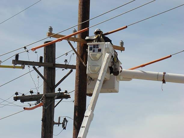 A voltagem errada danificou vários equipamentos, mas a Enel promete ressarcir os moradores afetados. (Fonte: GettyImages)