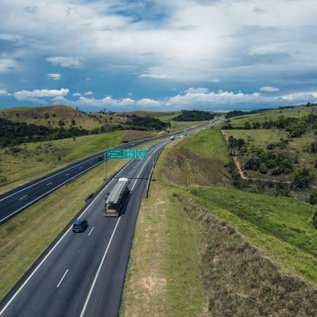 Imagem de Com uso de IA e até drones, multas nas rodovias aumentam quase 70% em 2024