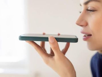 Como usar o Gemini Live para conversar com a IA?