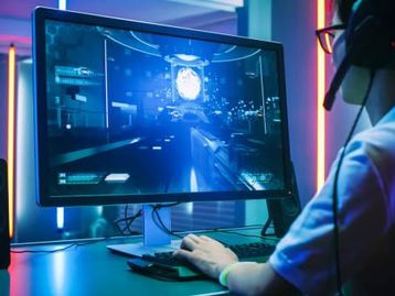 Monitores em promoção no Mercado Livre: veja opções de 75Hz a 240Hz com desconto