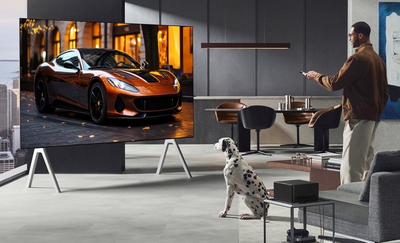 Uma das novas OLED evo de 2025. (Imagem: Divulgação/LG)