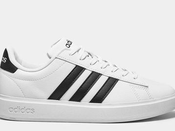 Tênis clássicos com até 50% OFF: Adidas, Puma, New Balance, Rebook e mais  
