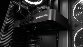 Nvidia continua com um belo design prateado para as RTX 50 Founders Edition de referência (Imagem: Nvidia)