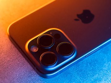 Controlador USB-C do iPhone 15 é finalmente hackeado, mas método é complexo