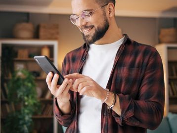 Smartphones em promoção no Mercado Livre; veja opções Samsung, Motorola e Apple