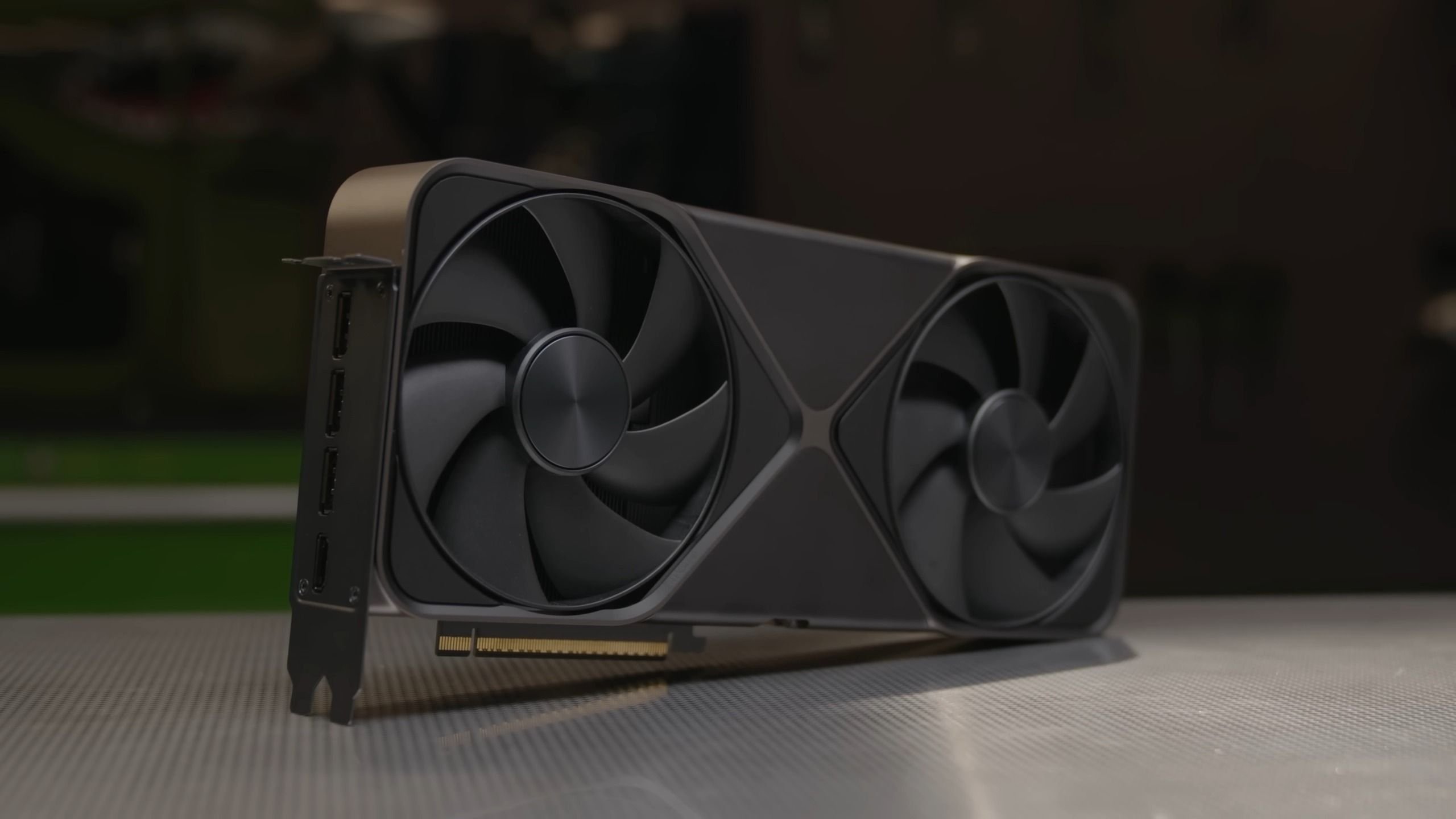 Imagem de RTX 5090: primeiras análises apontam GPU incrível, mas cara demais