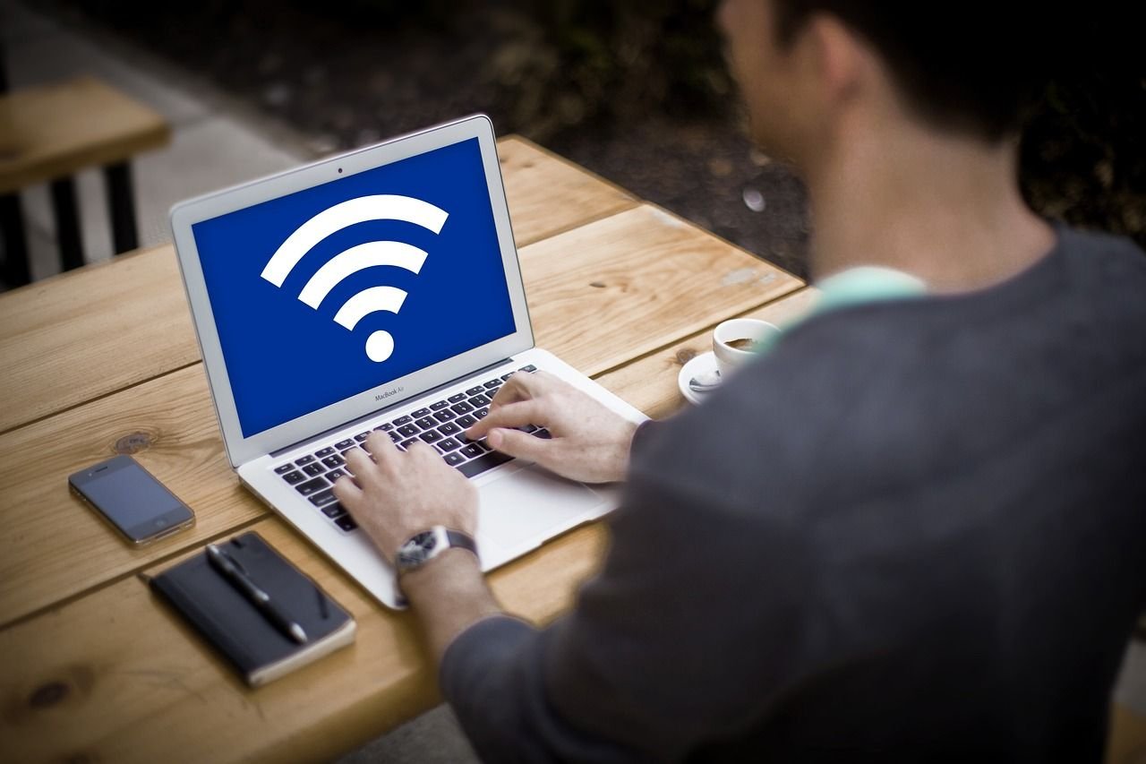 Imagem de Mudança na faixa de 6 GHz gera crise entre provedores e Anatel e pode afetar o Wi-Fi