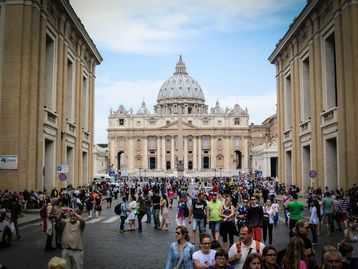 Vaticano alerta que a IA tem 'sombra do mal' e pede rigor na supervisão da tecnologia