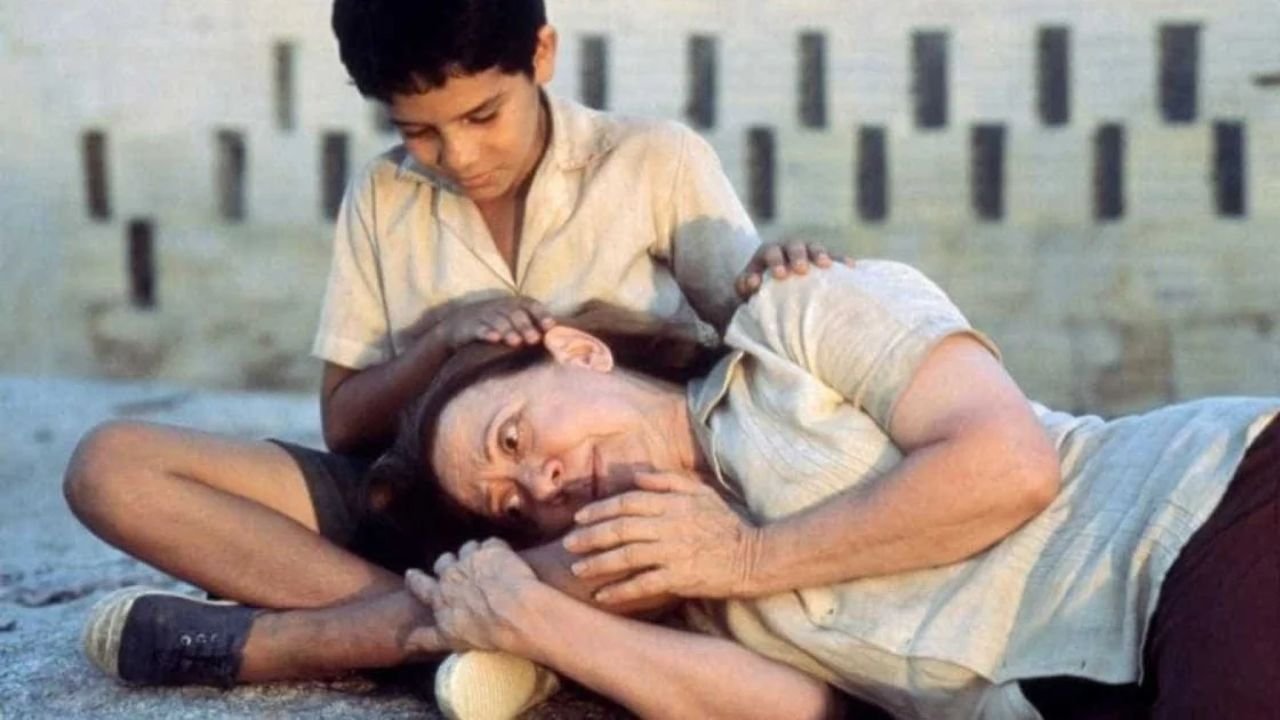 Cena do filme Central do Brasil, um dos maiores trabalhos de Fernanda Montenegro.