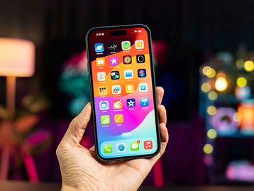 Apple e Samsung foram líderes do mercado de smartphones em 2024, mostra relatório