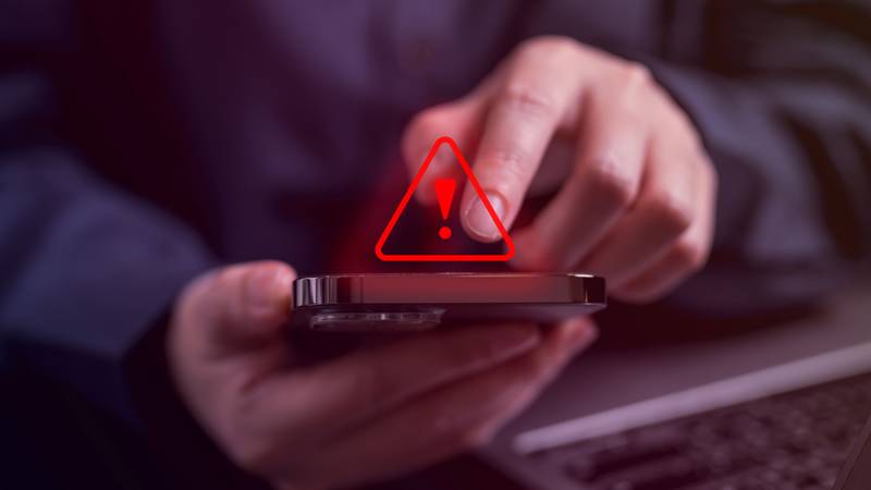 Falha, brecha, vulnerabilidade em celular - GettyImages