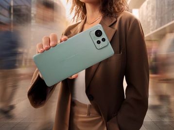 Asus lança Zenfone 12 Ultra com tela grande, IA e Snapdragon 8 Elite; saiba tudo sobre