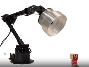 Teste com "lâmpada da Pixar" mostra possível protótipo de robô da Apple