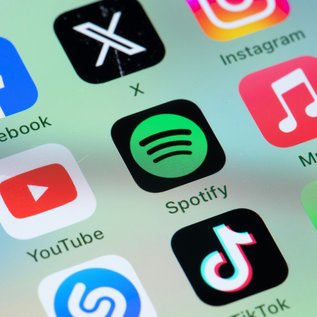 Imagem de Brasil pode taxar Instagram, Google, Facebook, Amazon e outros serviços; ministro nega