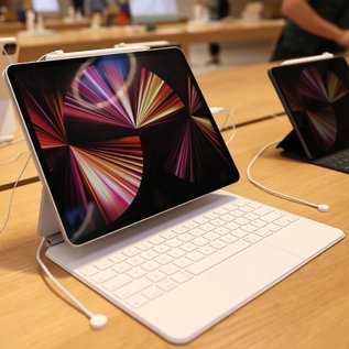 Imagem de iPhone e iPad dobráveis devem ser produzidos só em 2026