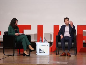 OpenAI: Sam Altman anuncia planos para lançamento dos modelos GPT-4.5 e GPT-5
