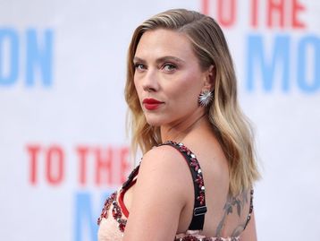 Após vídeo viral, Scarlett Johansson pede fim de deepfakes e regulamentação da IA