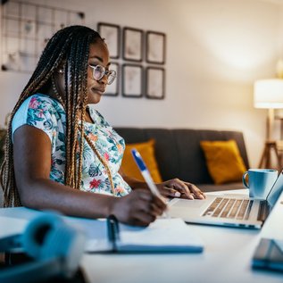 Imagem de Dell e UECE oferecem 500 vagas em cursos online gratuitos de TI para profissionais de educação