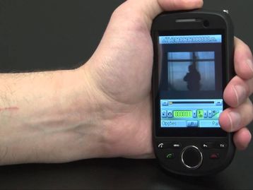 O retorno dos dumbphones (e da Europa no jogo) - The BRIEF