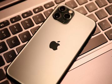 iOS 18.4 pode ter Apple Intelligence integrado ao Google Gemini