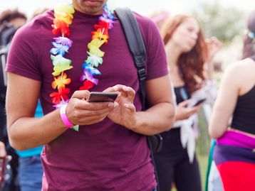 São Paulo registra mais de 800 furtos e roubos de celulares durante o pré-carnaval